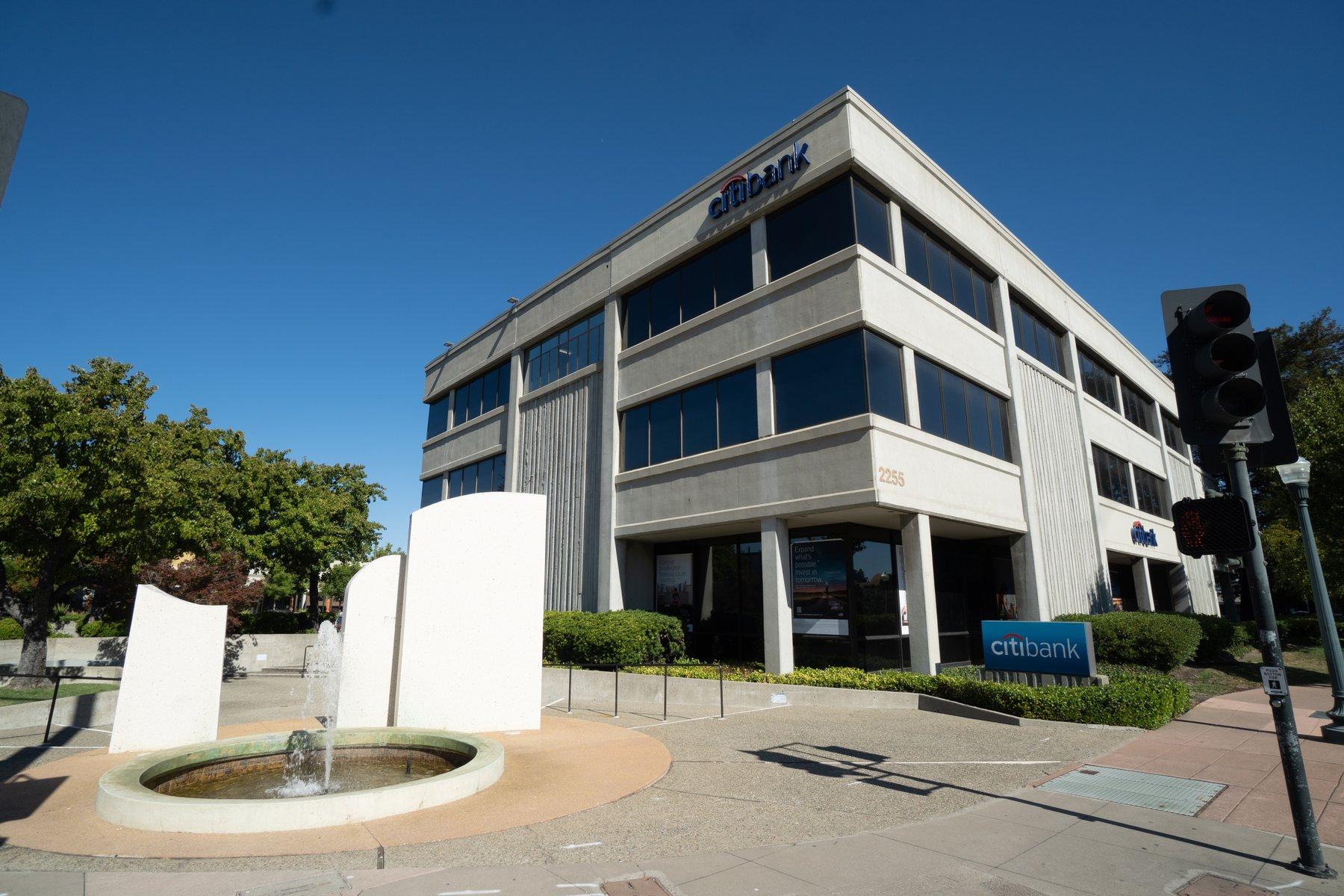 2255 Contra Costa - Photo 4