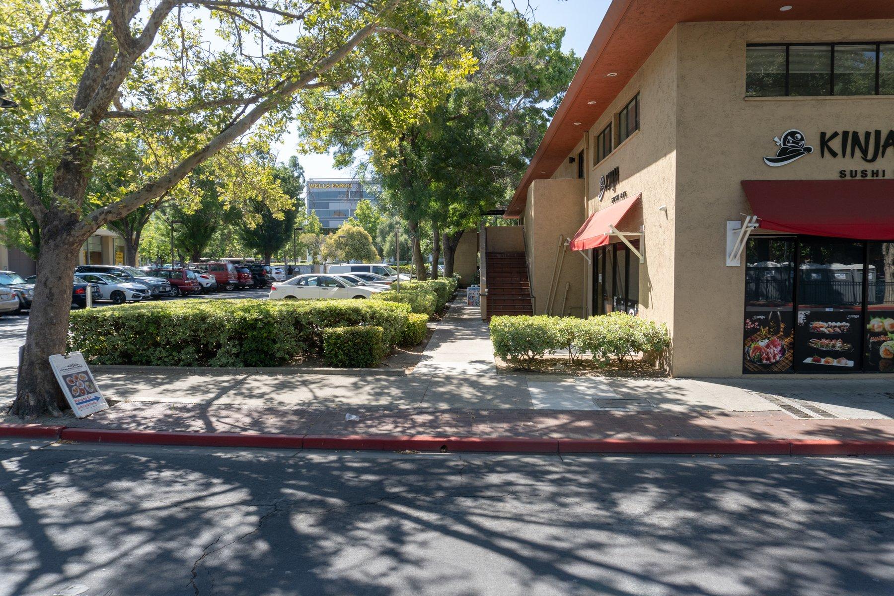 City Park Square - Photo 4