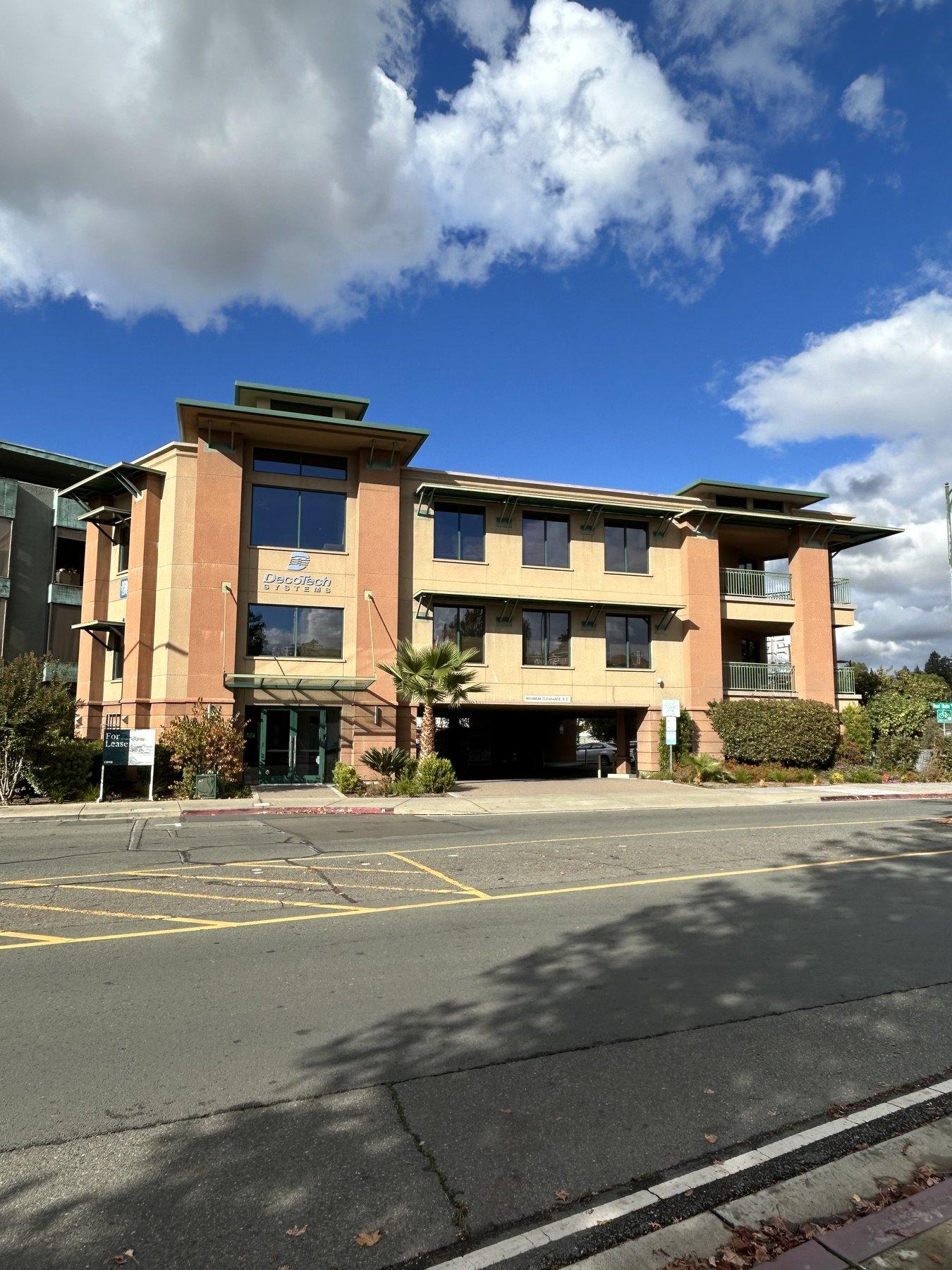 Iron Horse Plaza - Photo 2