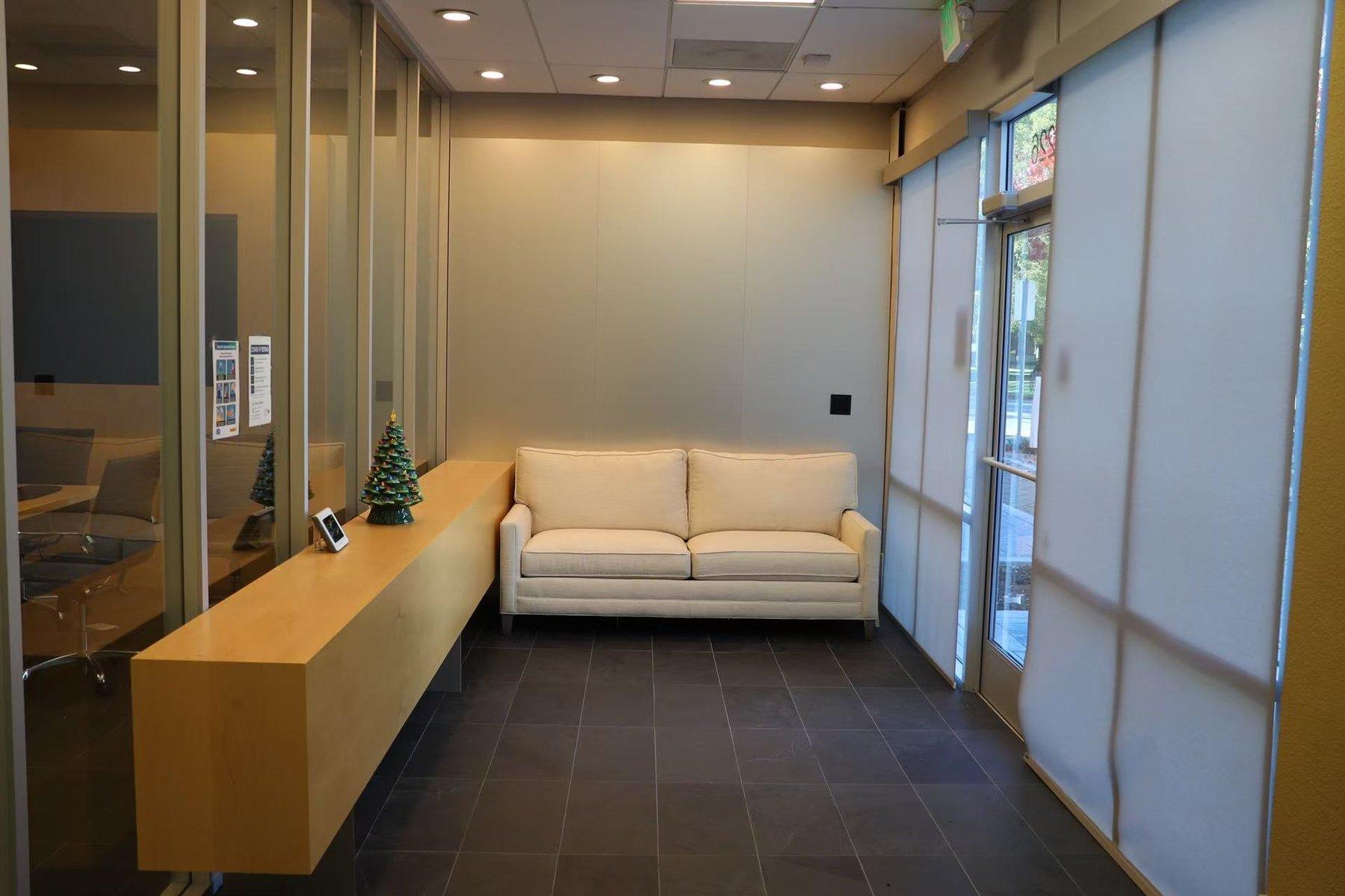 Shadelands Medical Center - Photo 7