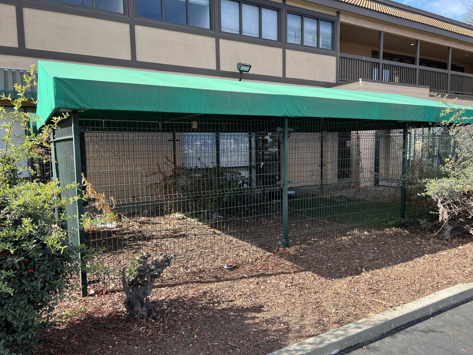 1410 Monument Boulevard - Photo 8