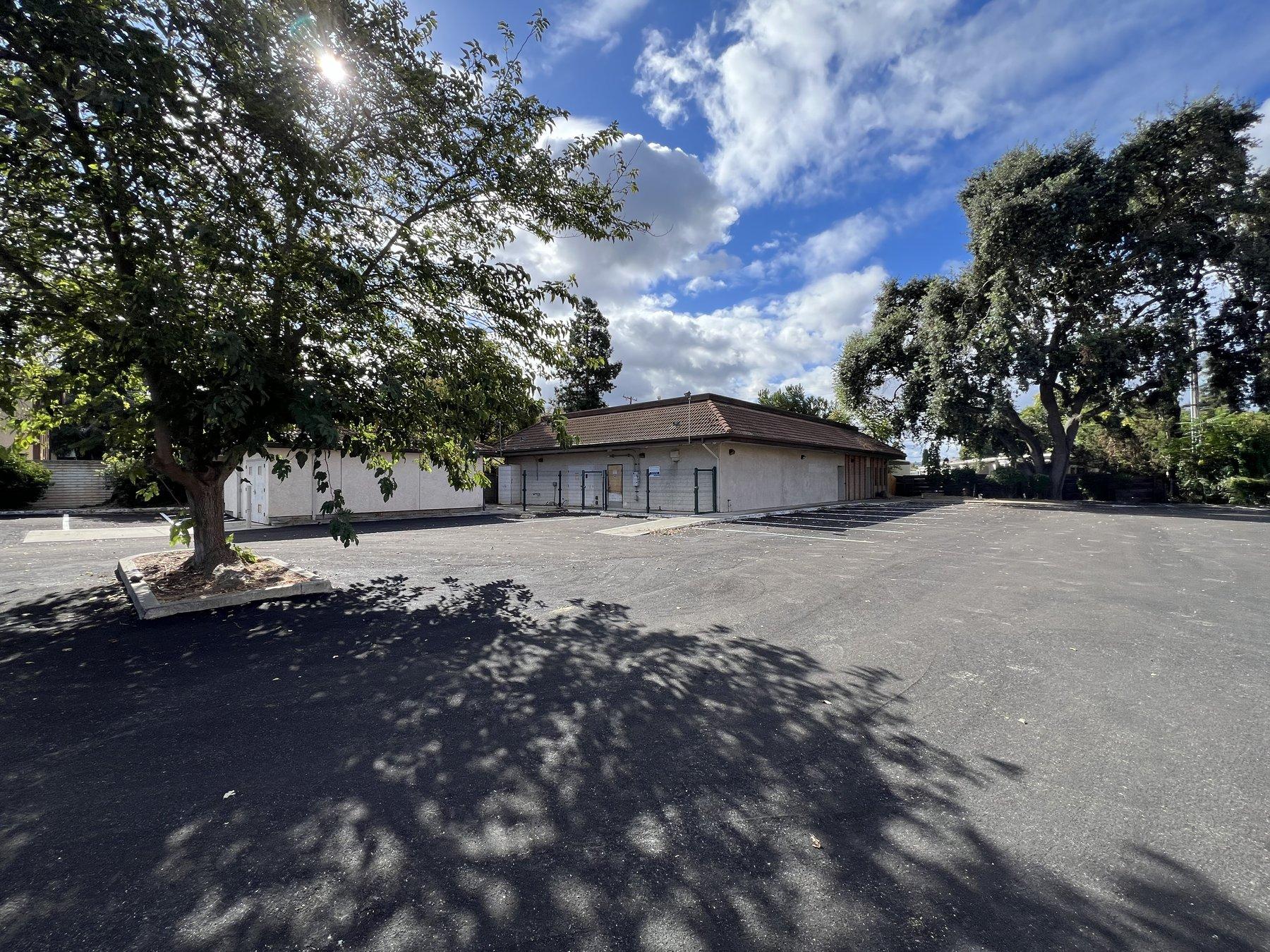 1410 Monument Boulevard - Photo 5