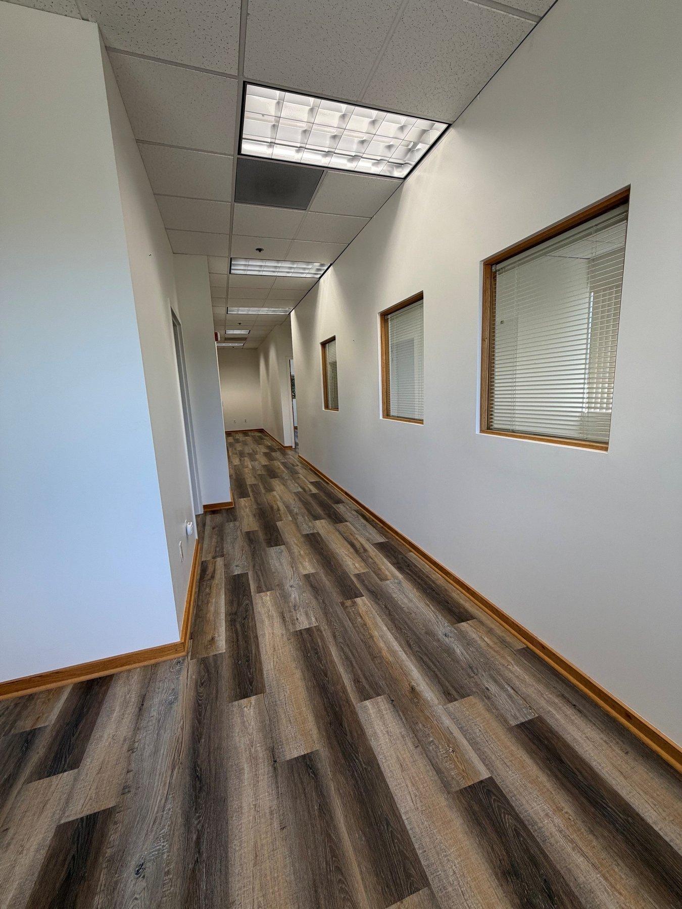 Centerpoint Building - Photo 3
