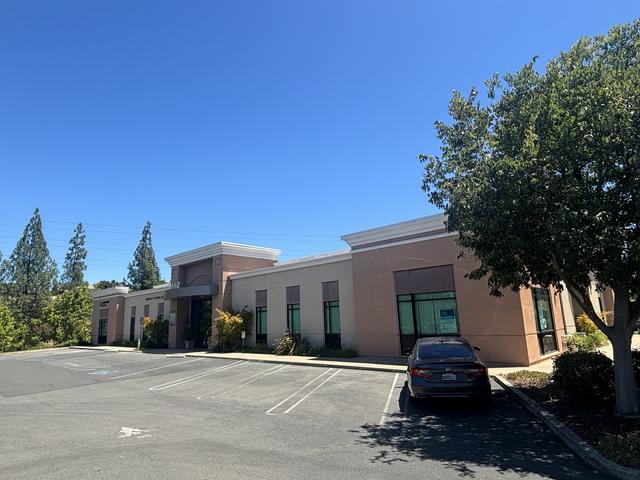 Image of 3440 Hillcrest Avenue, Suite 100