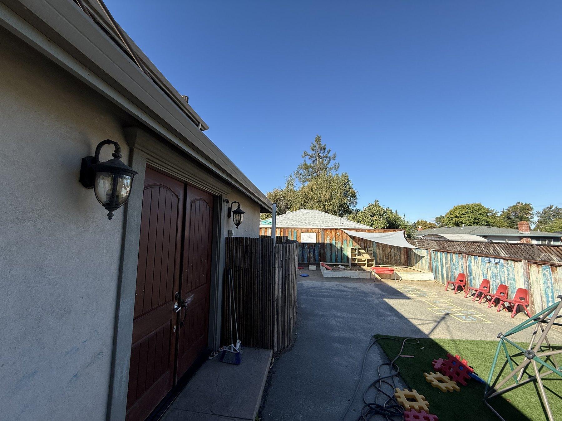 1942 Linda Drive - Photo 4