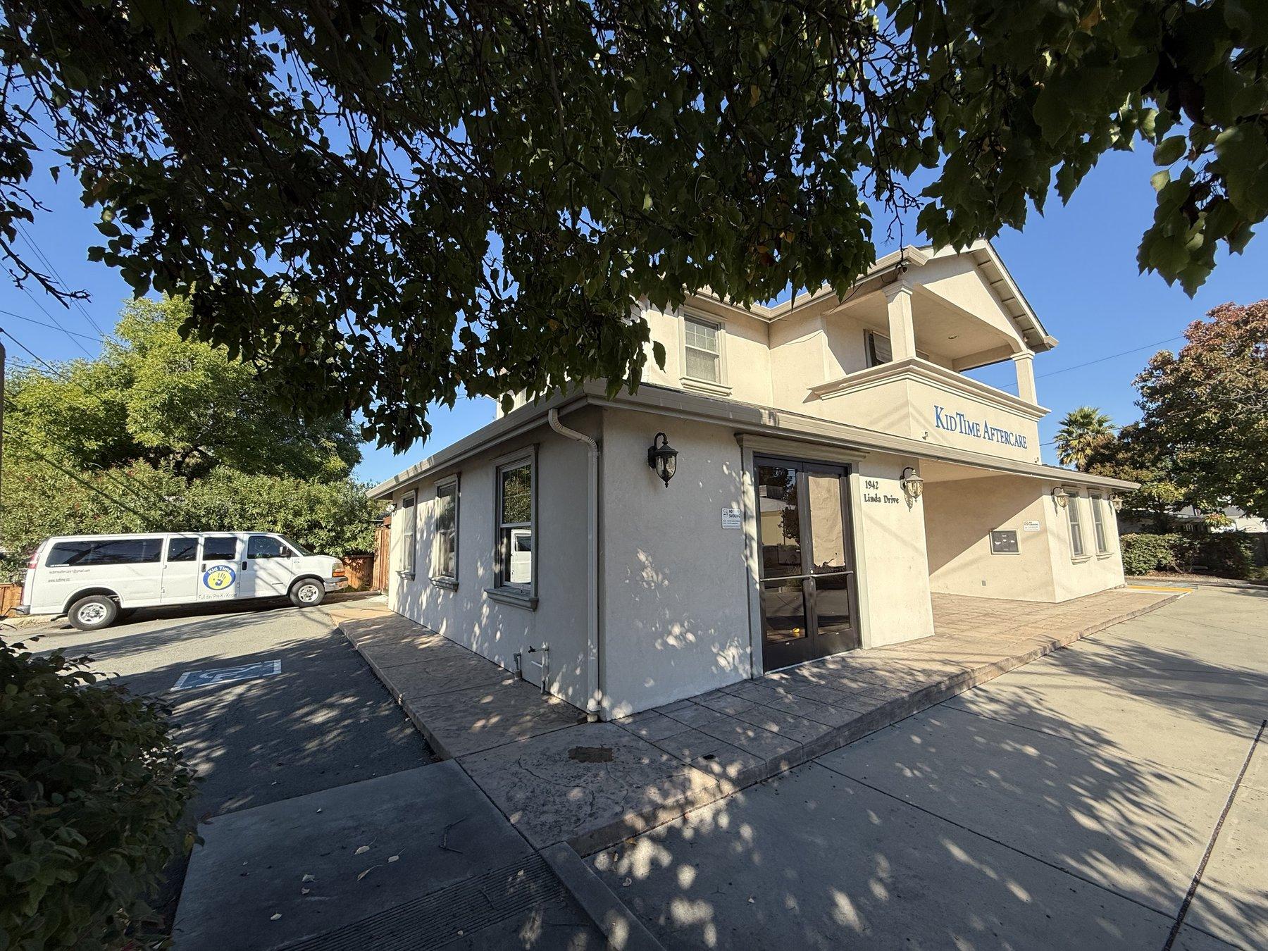 1942 Linda Drive - Photo 6